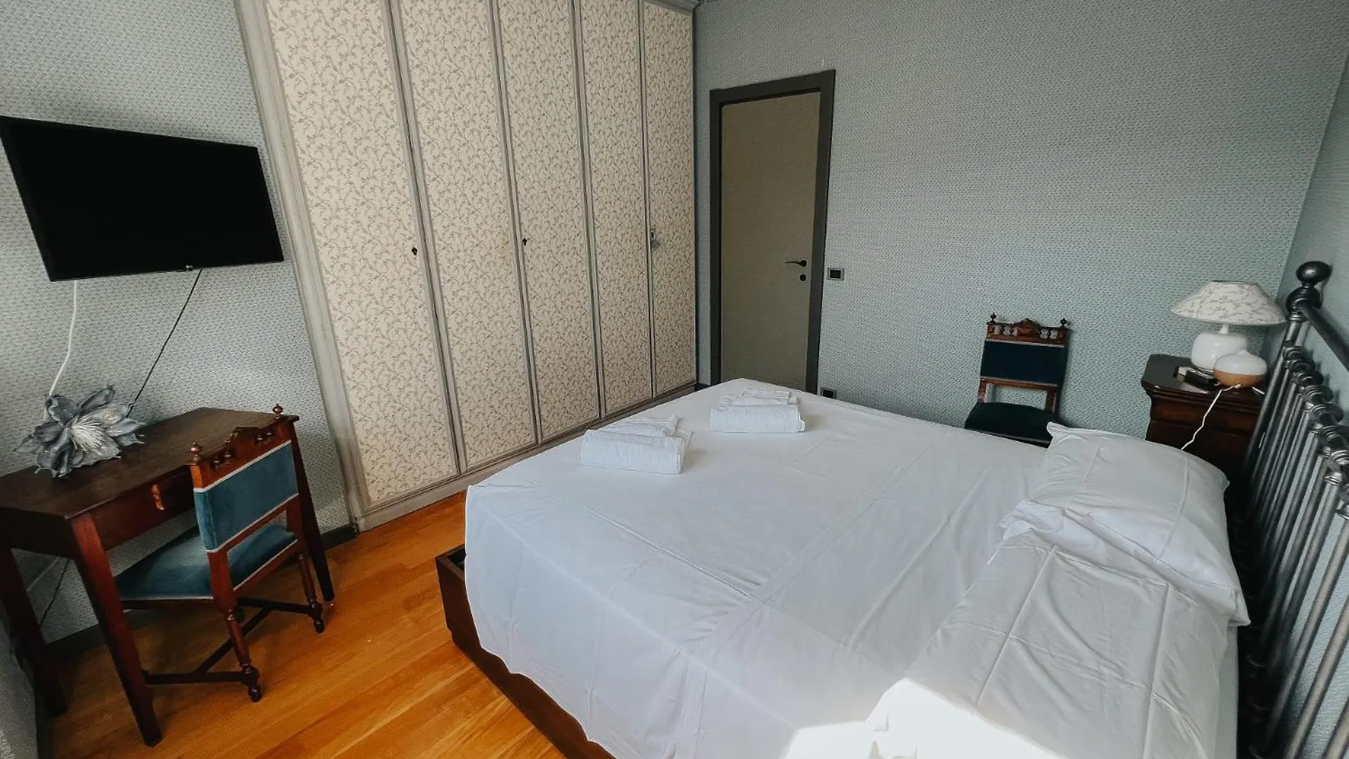 Suite Seaside Home - Fronte Mare Con Piscina Ospedaletti 0*,  Italy