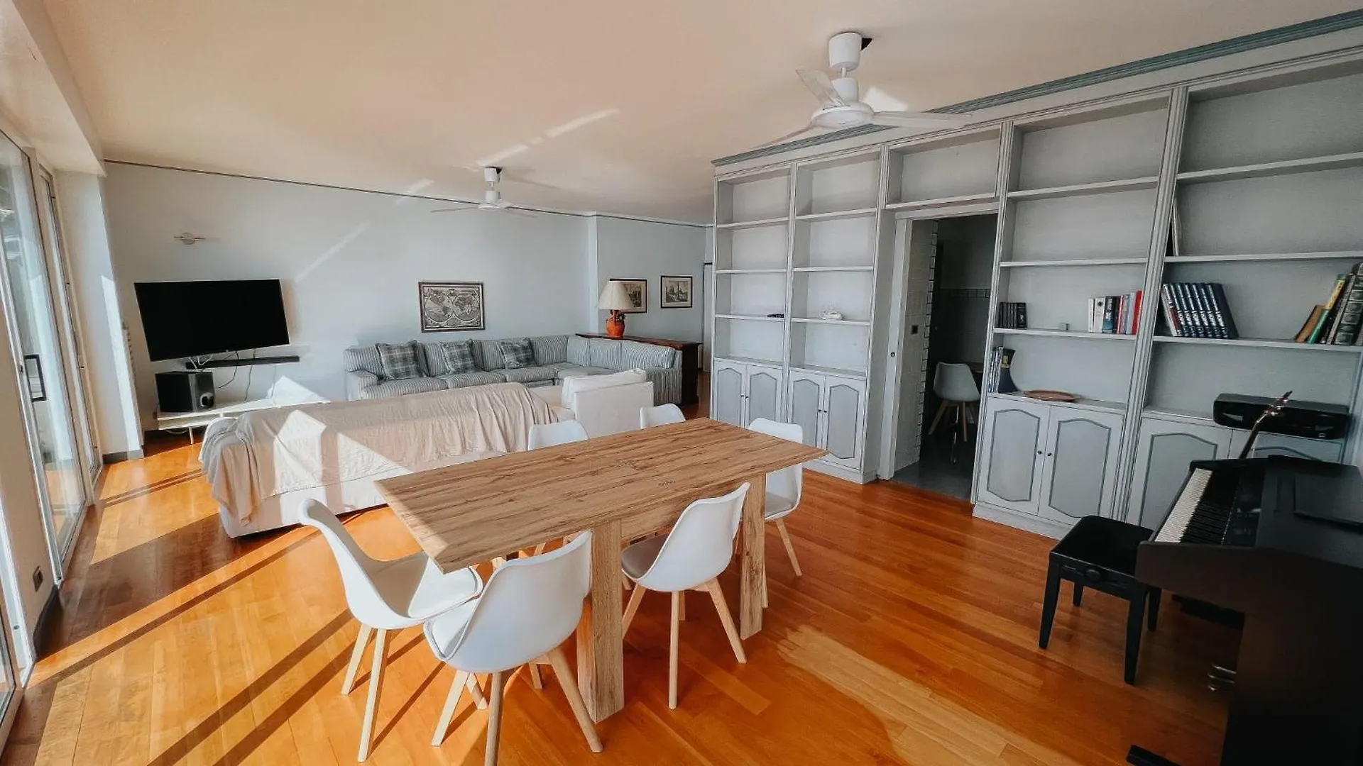 Suite Seaside Home - Fronte Mare Con Piscina Ospedaletti 0*,