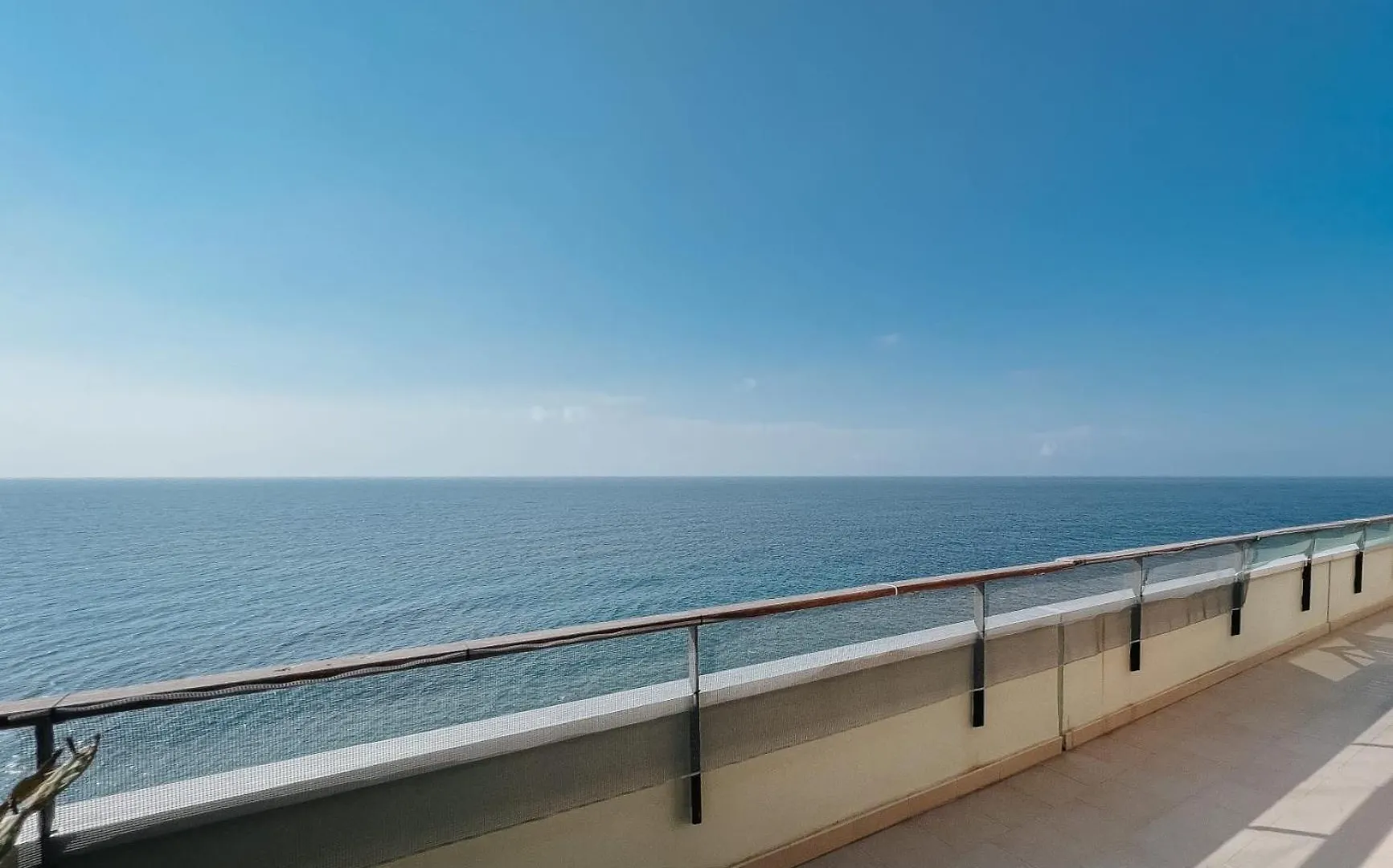 Suite Seaside Home - Fronte Mare Con Piscina Ospedaletti Apartment