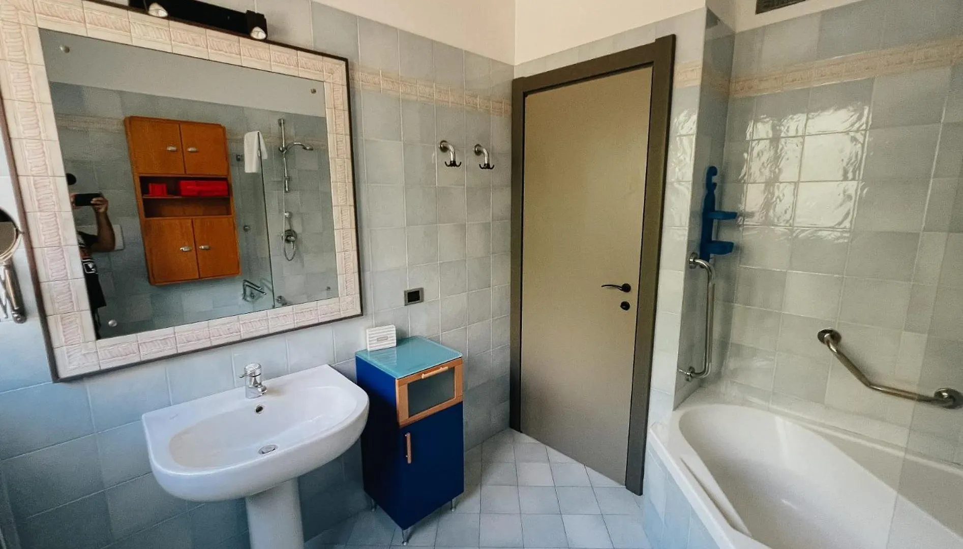 Apartment Suite Seaside Home - Fronte Mare Con Piscina Ospedaletti